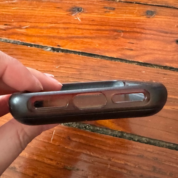 INCIPIO Stashback Sliding Credit Card Protection Case For iPhone 11 Pro - Picture 8 of 10